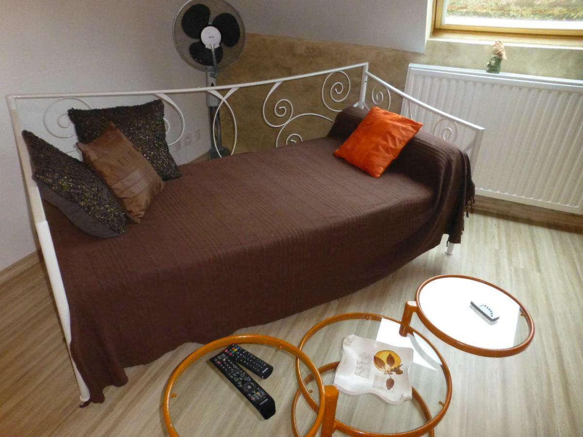 Chambres D'Hote Le Marronnier Champrougier Bagian luar foto